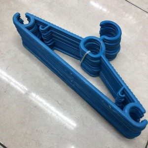 علاقة ملابس بلاستيك عدد 12 حزمة واحدة ملون علاقة ملابس بلاستيك عدد 12 حزمة واحدة ملون